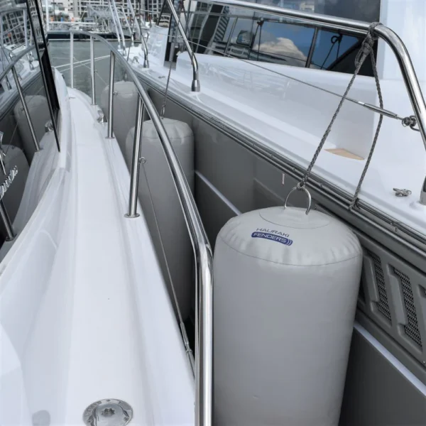 Heavy-Duty PVC Boat Fenders - Image 4
